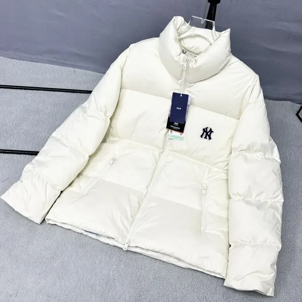 New York Yankees NY 【MLB 公式旗艦店】ヤンキース ダウンジャケット好評に付き再入荷!241227 New York Yankees NY 【MLB 公式旗艦店】ヤンキース ダウンジャケット好評に付き再入荷!241227