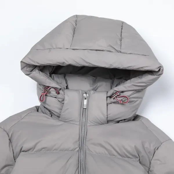 【ThomBrowne  公式旗艦店】トムブラウン  ダウンジャケット ご好評に付き再入荷！241228