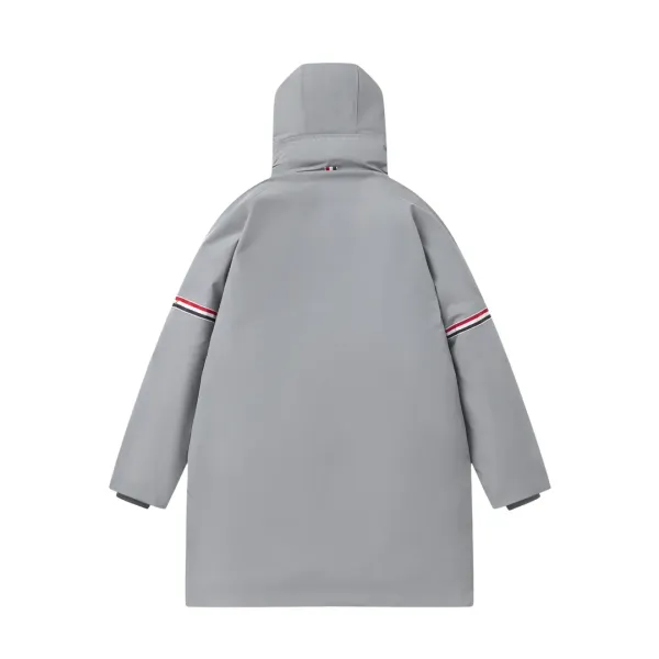 【ThomBrowne 公式旗艦店】トムブラウン ダウンジャケット ご好評に付き再入荷!241228 【ThomBrowne 公式旗艦店】トムブラウン ダウンジャケット ご好評に付き再入荷!241228