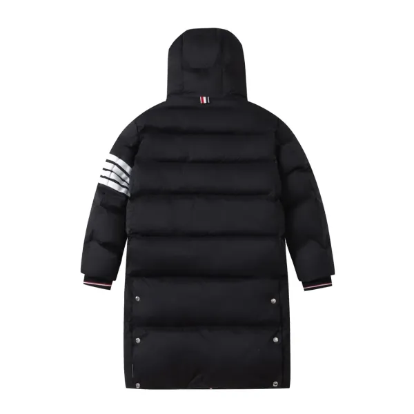 【ThomBrowne 公式旗艦店】トムブラウン ダウンジャケット ご好評に付き再入荷!241228 【ThomBrowne 公式旗艦店】トムブラウン ダウンジャケット ご好評に付き再入荷!241228