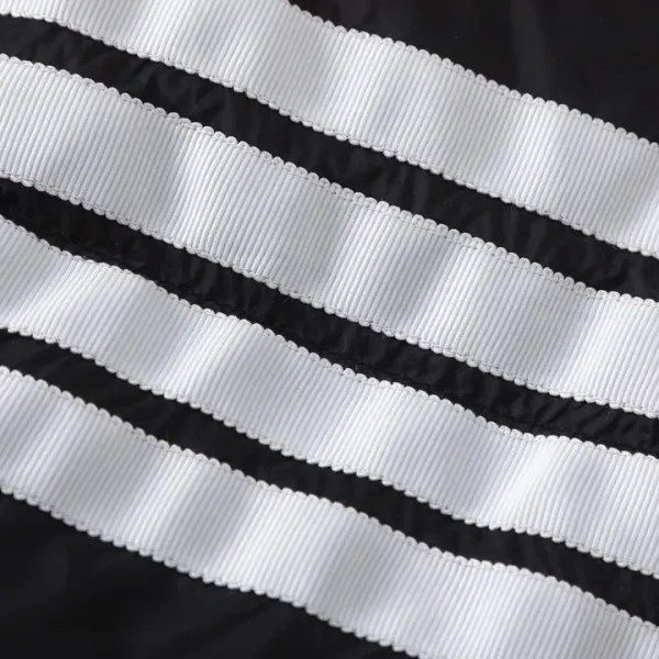 【ThomBrowne 公式旗艦店】トムブラウン ダウンジャケット ご好評に付き再入荷!241228 【ThomBrowne 公式旗艦店】トムブラウン ダウンジャケット ご好評に付き再入荷!241228