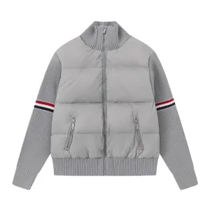 【ThomBrowne  公式旗艦店】トムブラウン  ダウンジャケット ご好評に付き再入荷！241228