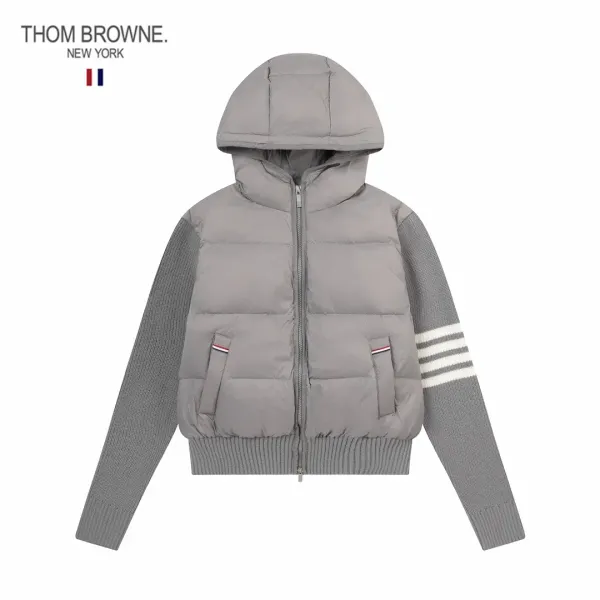 【ThomBrowne  公式旗艦店】トムブラウン  ダウンジャケット ご好評に付き再入荷！241228