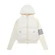 【ThomBrowne  公式旗艦店】トムブラウン  ダウンジャケット ご好評に付き再入荷！241228