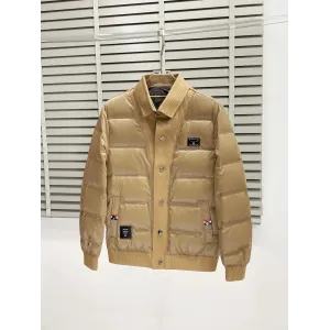 【ThomBrowne 公式旗艦店】トムブラウン ダウンジャケット ご好評に付き再入荷!241228 【ThomBrowne 公式旗艦店】トムブラウン ダウンジャケット ご好評に付き再入荷!241228