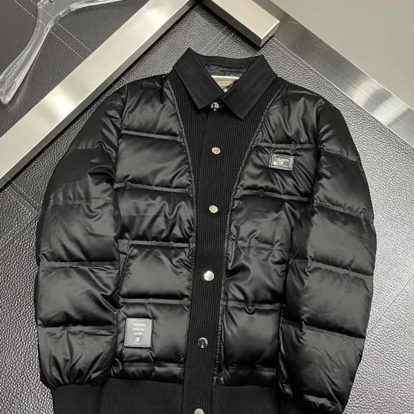 【ThomBrowne 公式旗艦店】トムブラウン ダウンジャケット ご好評に付き再入荷!241228 【ThomBrowne 公式旗艦店】トムブラウン ダウンジャケット ご好評に付き再入荷!241228