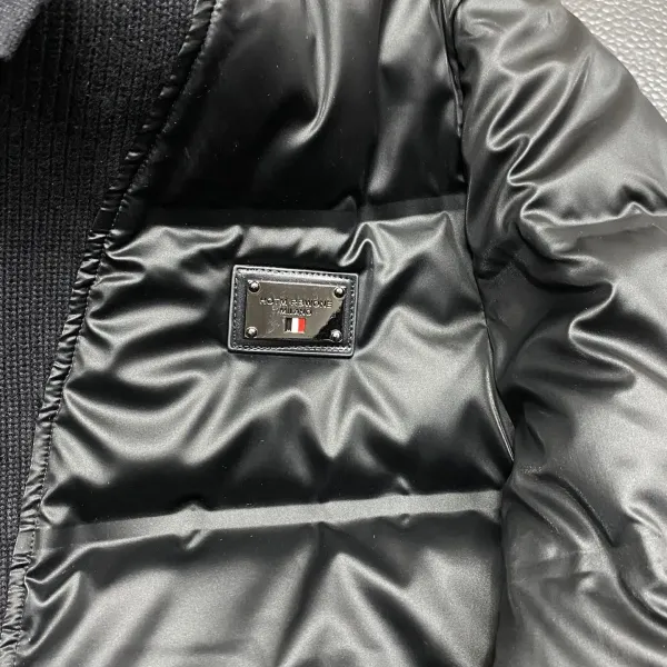 【ThomBrowne 公式旗艦店】トムブラウン ダウンジャケット ご好評に付き再入荷!241228 【ThomBrowne 公式旗艦店】トムブラウン ダウンジャケット ご好評に付き再入荷!241228