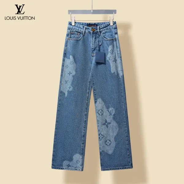 LV【LOUIS VUITTON 公式旗艦店】 ルイヴィトン ジーパン ご好評に付き再入荷! 241218 LV【LOUIS VUITTON 公式旗艦店】 ルイヴィトン ジーパン ご好評に付き再入荷! 241218