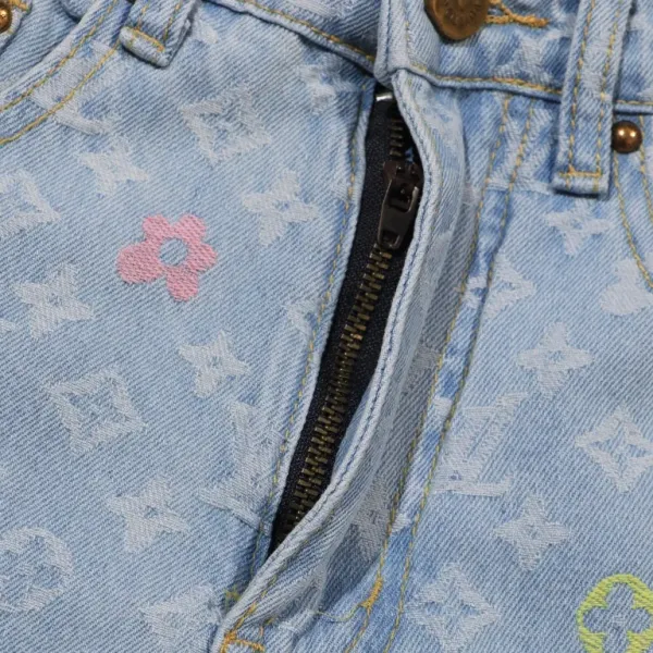 【LOUIS VUITTON  公式旗艦店】ルイヴィトン  ジーパン  ご好評に付き再入荷  240830