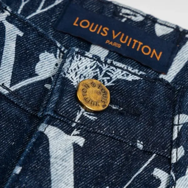 【LOUIS VUITTON 公式旗艦店】ルイヴィトン ジーパン ご好評に付き再入荷 240830 【LOUIS VUITTON 公式旗艦店】ルイヴィトン ジーパン ご好評に付き再入荷 240830