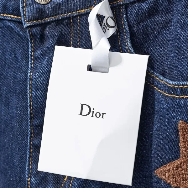 【DIOR 公式旗艦店】ディオール  ジーパン  ご好評に付き再入荷！ 241218