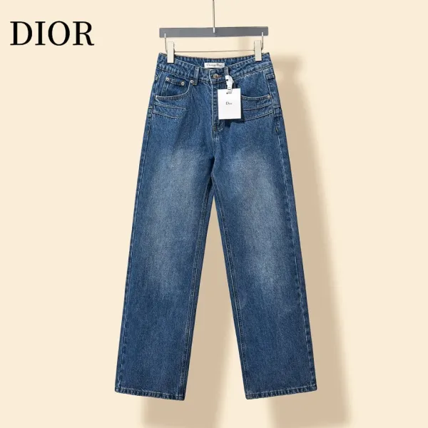 【DIOR 公式旗艦店】ディオール ジーパン ご好評に付き再入荷! 241218 【DIOR 公式旗艦店】ディオール ジーパン ご好評に付き再入荷! 241218