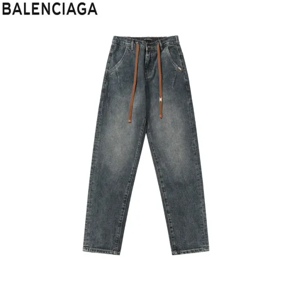 【BALENCIAGA 公式旗艦店】バレンシアガ ジーパン ご好評に付き再入荷! 241219 【BALENCIAGA 公式旗艦店】バレンシアガ ジーパン ご好評に付き再入荷! 241219
