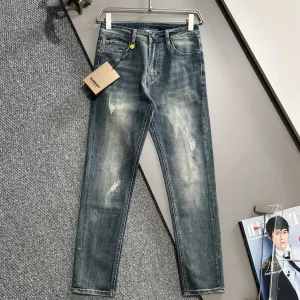 【BURBERRY 公式旗艦店】バーバリー ジーパン ご好評に付き再入荷! 241220 【BURBERRY 公式旗艦店】バーバリー ジーパン ご好評に付き再入荷! 241220