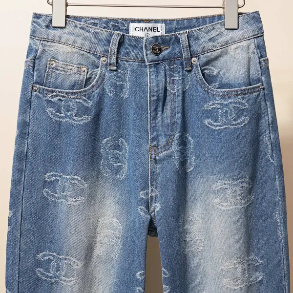 【CHANEL 公式旗艦店】シャネル ジーパン ご好評に付き再入荷! 241220 【CHANEL 公式旗艦店】シャネル ジーパン ご好評に付き再入荷! 241220