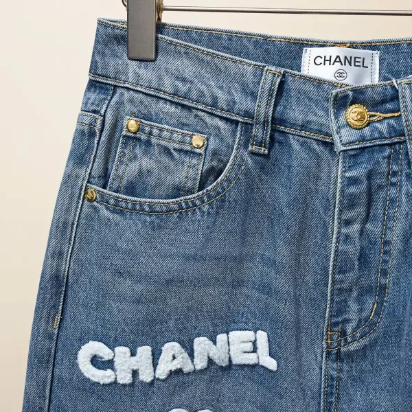 【CHANEL 公式旗艦店】シャネル ジーパン ご好評に付き再入荷! 241218 【CHANEL 公式旗艦店】シャネル ジーパン ご好評に付き再入荷! 241218