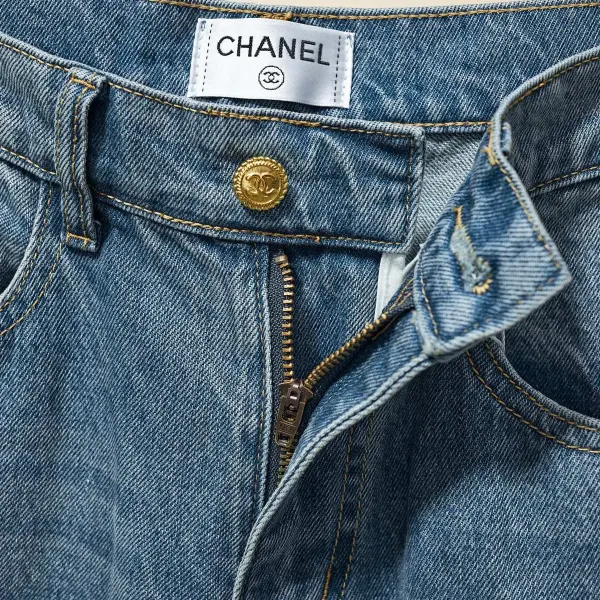 【CHANEL 公式旗艦店】シャネル ジーパン ご好評に付き再入荷! 241218 【CHANEL 公式旗艦店】シャネル ジーパン ご好評に付き再入荷! 241218