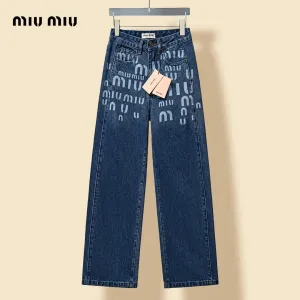 【Miumiu 公式旗艦店】ミュウミュウ ジーパン ご好評に付き再入荷! 241219 【Miumiu 公式旗艦店】ミュウミュウ ジーパン ご好評に付き再入荷! 241219