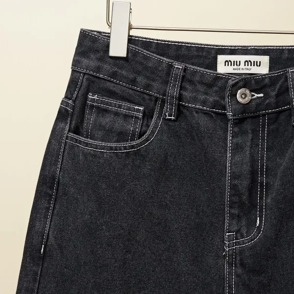 【Miumiu  公式旗艦店】ミュウミュウ  ジーパン  ご好評に付き再入荷！ 241219