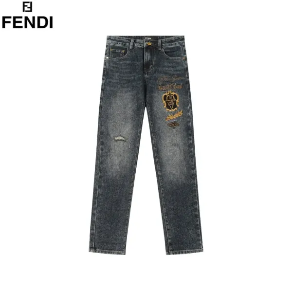 【FENDI 公式旗艦店】フェンディ ジーパン ご好評に付き再入荷! 241220 【FENDI 公式旗艦店】フェンディ ジーパン ご好評に付き再入荷! 241220