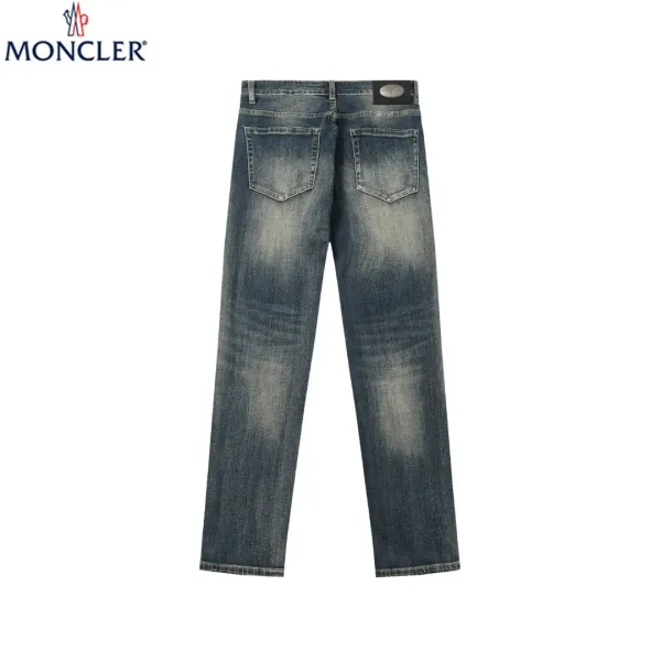 【MONCLER 公式旗艦店】 モンクレール ジーパン ご好評に付き再入荷! 241220 【MONCLER 公式旗艦店】 モンクレール ジーパン ご好評に付き再入荷! 241220