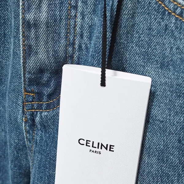 【CELINE  公式旗艦店】セリーヌ  ジーパン  ご好評に付き再入荷！ 241219