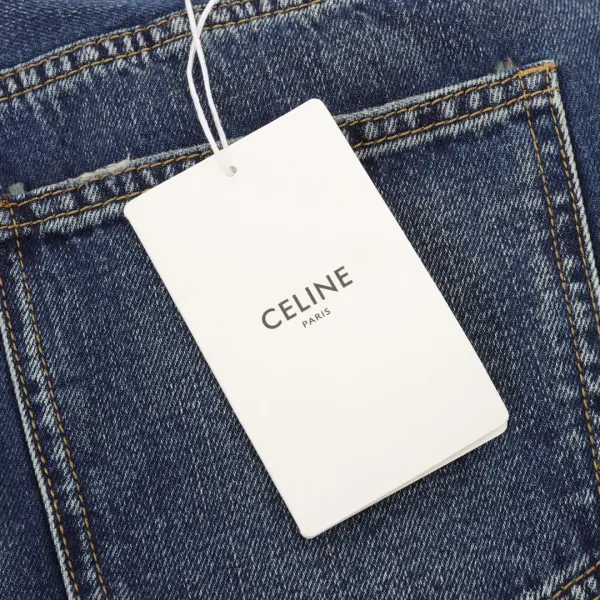 【CELINE 公式旗艦店】セリーヌ ジーパン ご好評に付き再入荷! 241219 【CELINE 公式旗艦店】セリーヌ ジーパン ご好評に付き再入荷! 241219