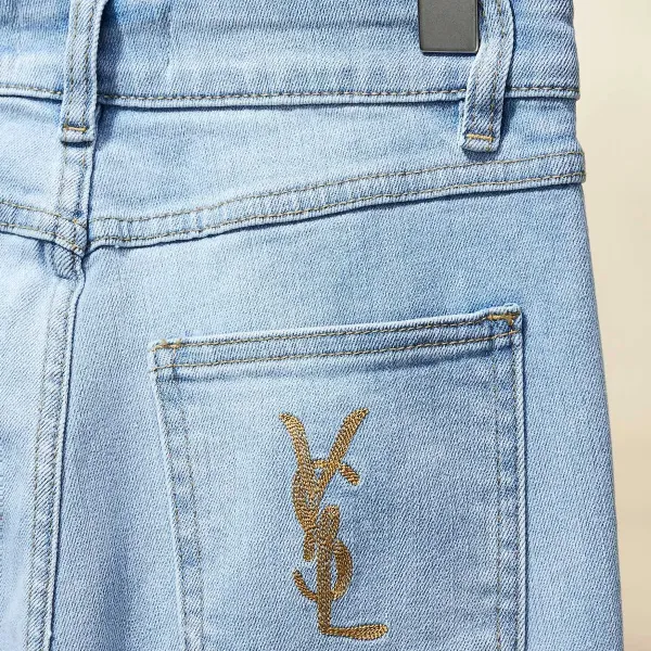 【YSL SAINT LAURENT 公式旗艦店】サンローラン ジーパン ご好評に付き再入荷! 241220 【YSL SAINT LAURENT 公式旗艦店】サンローラン ジーパン ご好評に付き再入荷! 241220