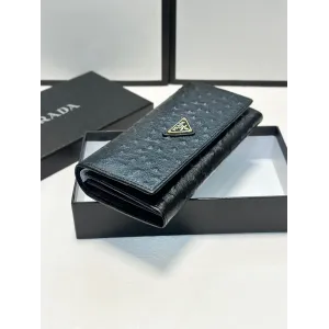 【PRADA 公式旗艦店】プラダ 財布 当日出荷 好評に付き再入荷!19*10CM 【PRADA 公式旗艦店】プラダ 財布 当日出荷 好評に付き再入荷!19*10CM