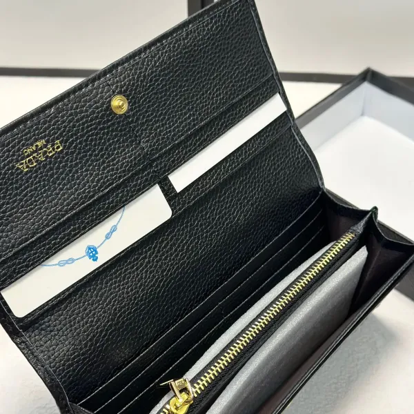 【PRADA 公式旗艦店】プラダ 財布 当日出荷 好評に付き再入荷!19*10CM 【PRADA 公式旗艦店】プラダ 財布 当日出荷 好評に付き再入荷!19*10CM