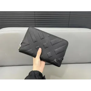 【BURBERRY 公式旗艦店】バーバリー クラッチバッグ 当日出荷 好評に付き再入荷!26*16CM 【BURBERRY 公式旗艦店】バーバリー クラッチバッグ 当日出荷 好評に付き再入荷!26*16CM
