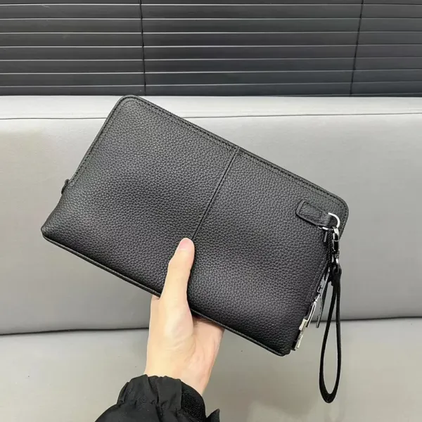 【BURBERRY 公式旗艦店】バーバリー クラッチバッグ 当日出荷 好評に付き再入荷!26*16CM 【BURBERRY 公式旗艦店】バーバリー クラッチバッグ 当日出荷 好評に付き再入荷!26*16CM