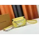 【LOUIS VUITTON 公式旗艦店】ルイヴィトン  斜めがけバッグ当日出荷 好評に付き再入荷！18.5*13*8CM