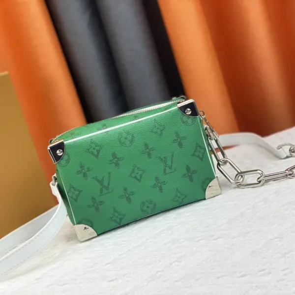【LOUIS VUITTON 公式旗艦店】ルイヴィトン  斜めがけバッグ当日出荷 好評に付き再入荷！18.5*13*8CM