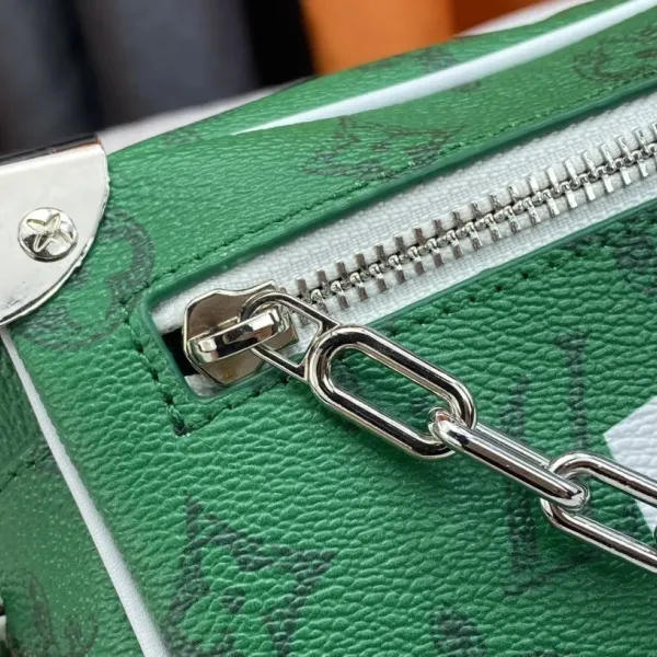 【LOUIS VUITTON 公式旗艦店】ルイヴィトン  斜めがけバッグ当日出荷 好評に付き再入荷！18.5*13*8CM