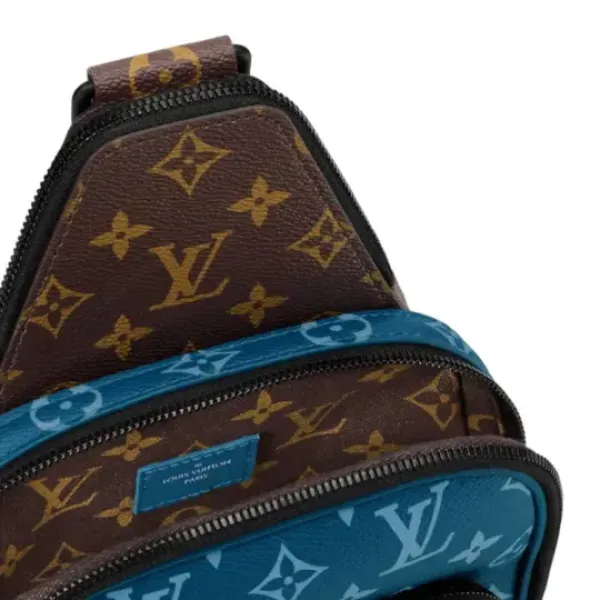 LV 新作 LOUIS VUITTON ルイヴィトン ボディバッグ ショルダーバッグ ブルー 20*31*7CM 240919 LV 新作 LOUIS VUITTON ルイヴィトン ボディバッグ ショルダーバッグ ブルー 20*31*7CM 240919