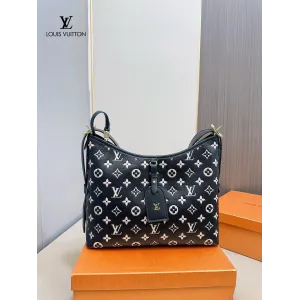 【LOUIS VUITTON 公式旗艦店】ルイヴィトン 斜めがけバッグ 当日出荷 好評に付き再入荷!32*23CM 1240722 【LOUIS VUITTON 公式旗艦店】ルイヴィトン 斜めがけバッグ 当日出荷 好評に付き再入荷!32*23CM 1240722