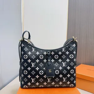 【LOUIS VUITTON 公式旗艦店】ルイヴィトン 斜めがけバッグ 当日出荷 好評に付き再入荷!32*23CM 1240722 【LOUIS VUITTON 公式旗艦店】ルイヴィトン 斜めがけバッグ 当日出荷 好評に付き再入荷!32*23CM 1240722