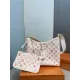 【LOUIS VUITTON 公式旗艦店】ルイヴィトン 斜めがけバッグ 当日出荷 好評に付き再入荷!32*23CM 1240722 【LOUIS VUITTON 公式旗艦店】ルイヴィトン 斜めがけバッグ 当日出荷 好評に付き再入荷!32*23CM 1240722