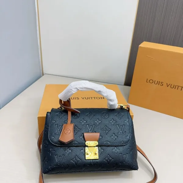 【LOUIS VUITTON 公式旗艦店】ルイヴィトン 斜めがけバッグ 当日出荷 好評に付き再入荷!25*18CM 1240722 【LOUIS VUITTON 公式旗艦店】ルイヴィトン 斜めがけバッグ 当日出荷 好評に付き再入荷!25*18CM 1240722