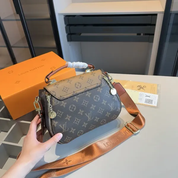 【LOUIS VUITTON 公式旗艦店】ルイヴィトン ハンドバッグ 当日出荷 好評に付き再入荷!24*18*9CM 1240722 【LOUIS VUITTON 公式旗艦店】ルイヴィトン ハンドバッグ 当日出荷 好評に付き再入荷!24*18*9CM 1240722