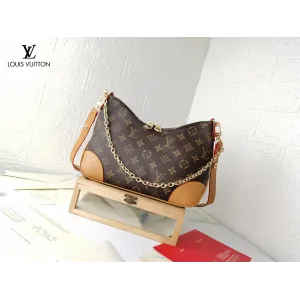 【LOUIS VUITTON 公式旗艦店】ルイヴィトン 斜めがけバッグ当日出荷 好評に付き再入荷!29*16*9.5CM 【LOUIS VUITTON 公式旗艦店】ルイヴィトン 斜めがけバッグ当日出荷 好評に付き再入荷!29*16*9.5CM
