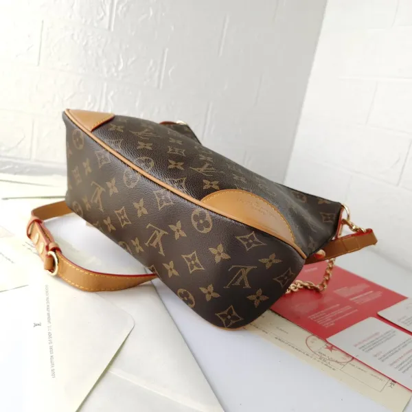 【LOUIS VUITTON 公式旗艦店】ルイヴィトン 斜めがけバッグ当日出荷 好評に付き再入荷!29*16*9.5CM 【LOUIS VUITTON 公式旗艦店】ルイヴィトン 斜めがけバッグ当日出荷 好評に付き再入荷!29*16*9.5CM