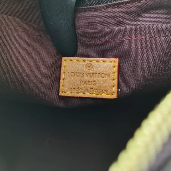 【LOUIS VUITTON 公式旗艦店】ルイヴィトン 斜めがけバッグ当日出荷 好評に付き再入荷!29*16*9.5CM 【LOUIS VUITTON 公式旗艦店】ルイヴィトン 斜めがけバッグ当日出荷 好評に付き再入荷!29*16*9.5CM