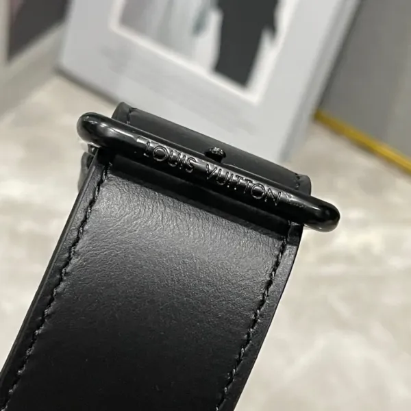 【LOUIS VUITTON 公式旗艦店】ルイヴィトン 斜めがけバッグ 当日出荷 好評に付き再入荷!24.5*16*4.5CM 【LOUIS VUITTON 公式旗艦店】ルイヴィトン 斜めがけバッグ 当日出荷 好評に付き再入荷!24.5*16*4.5CM