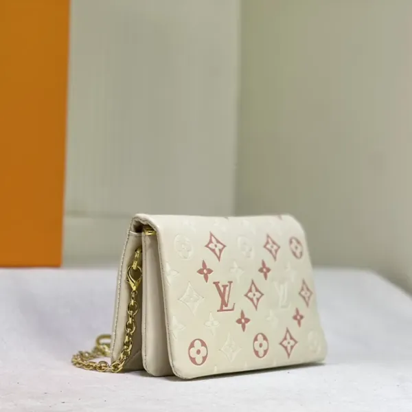 【LOUIS VUITTON 公式旗艦店】ルイヴィトン ショルダーバッグ 当日出荷 好評に付き再入荷!20*14*8CM 【LOUIS VUITTON 公式旗艦店】ルイヴィトン ショルダーバッグ 当日出荷 好評に付き再入荷!20*14*8CM