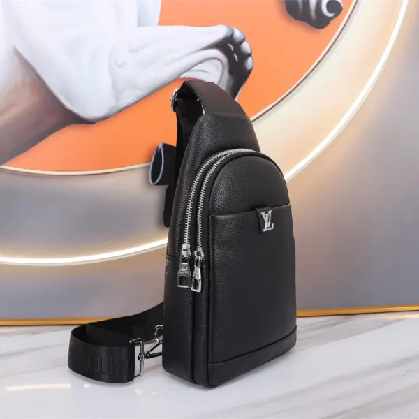 【LOUIS VUITTON 公式 旗艦店】 ルイヴィトン 胸ポケット当日出荷 好評に付き再入荷!34*17*6CM 【LOUIS VUITTON 公式 旗艦店】 ルイヴィトン 胸ポケット当日出荷 好評に付き再入荷!34*17*6CM