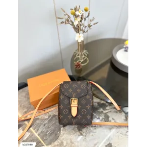 【 LOUIS VUITTON公式 旗艦店】ルイヴィトン リュックサック 当日出荷 好評に付き再入荷!14*19CM 【 LOUIS VUITTON公式 旗艦店】ルイヴィトン リュックサック 当日出荷 好評に付き再入荷!14*19CM