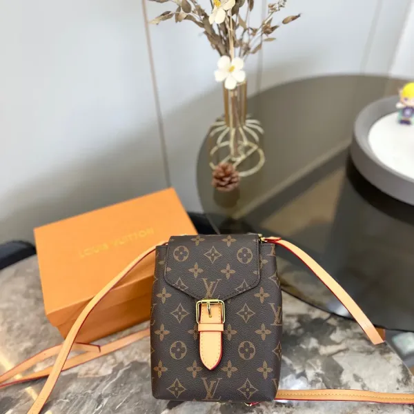 【 LOUIS VUITTON公式 旗艦店】ルイヴィトン リュックサック 当日出荷 好評に付き再入荷!14*19CM 【 LOUIS VUITTON公式 旗艦店】ルイヴィトン リュックサック 当日出荷 好評に付き再入荷!14*19CM
