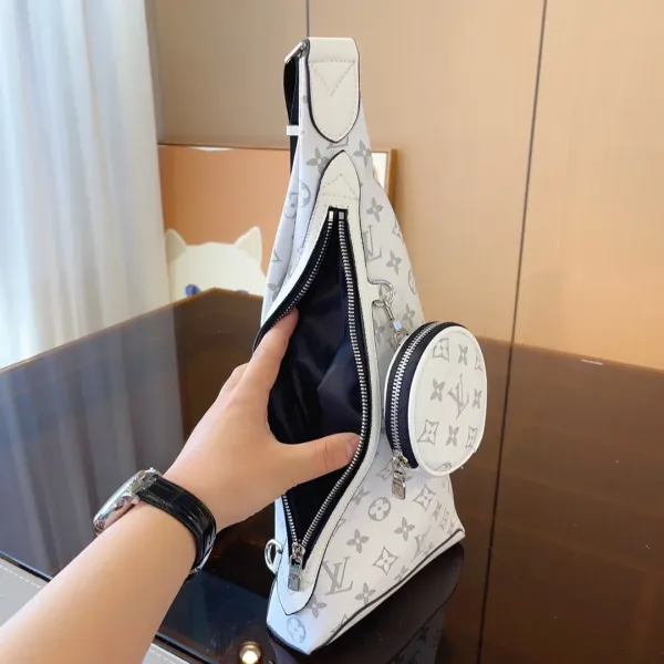 【 LOUIS VUITTON公式 旗艦店】ルイヴィトン  胸ポケット   当日出荷 好評に付き再入荷！20*5*43CM